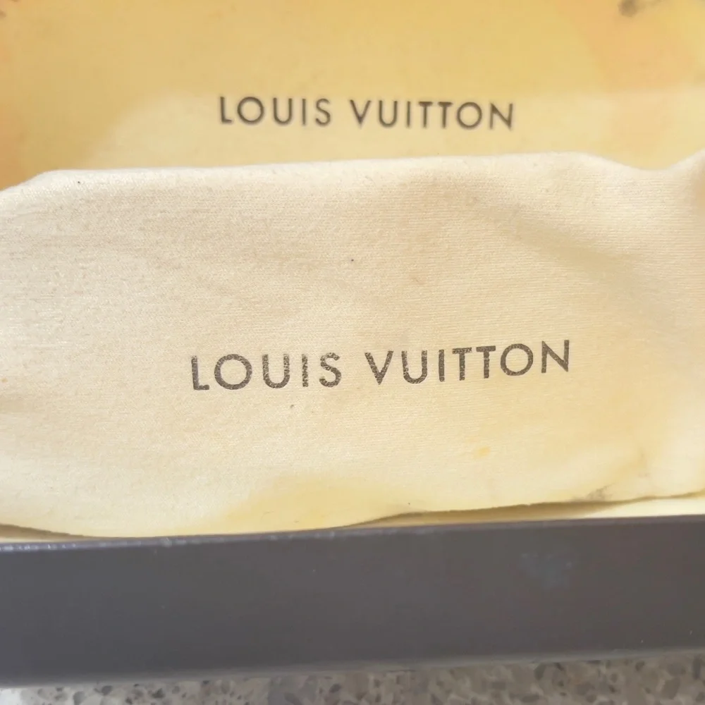 COPY - Louis Vuitton evidence sunglasses - Picture 1 of 5